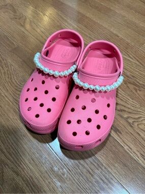 CROCS Women’s Bright Pink Platform Clogs with Pearl Strap